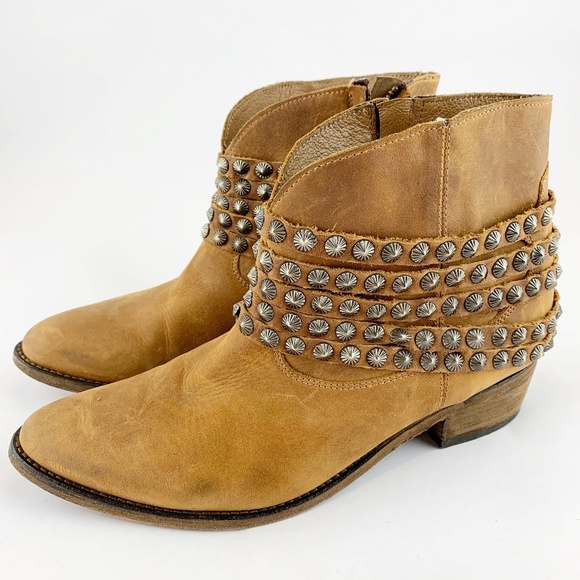 steven by steve madden keene kitten heel bootie